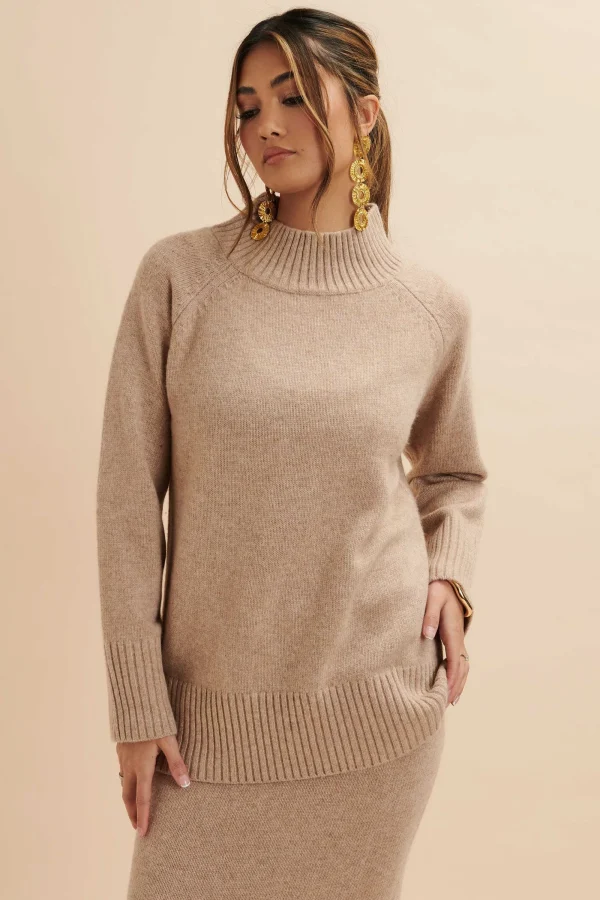 Lavish Alice Amari Knitted Cashmere Blend Jumper In Beige Clearance